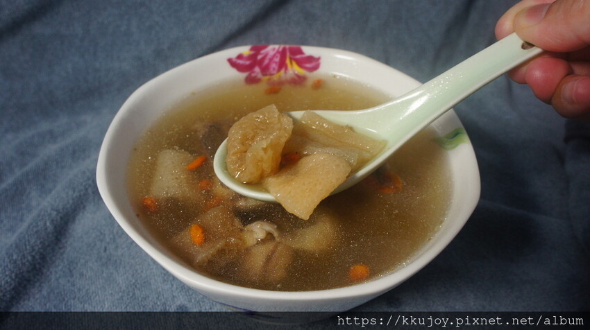 養身第一大品牌|郭老師冬季暖心煲湯|杏鮑菇糙米雞湯|竹笙枸杞