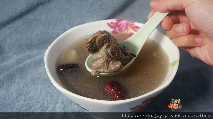 養身第一大品牌|郭老師冬季暖心煲湯|杏鮑菇糙米雞湯|竹笙枸杞