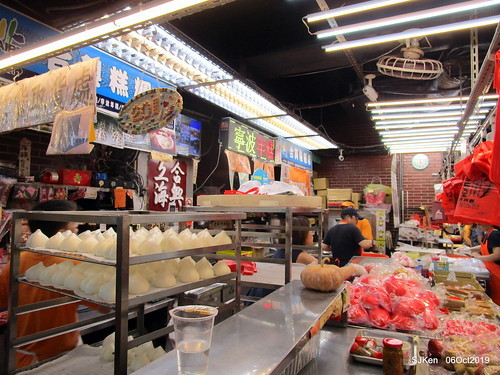 Record of the last day of 38 year-old history Nangmeng traditional food & clothes market , Taipei, Taiwan, SJKen, Oct 6, 2019