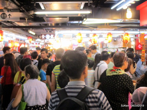 Record of the last day of 38 year-old history Nangmeng traditional food & clothes market , Taipei, Taiwan, SJKen, Oct 6, 2019