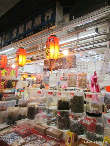 Record of the last day of 38 year-old history Nangmeng traditional food & clothes market , Taipei, Taiwan, SJKen, Oct 6, 2019