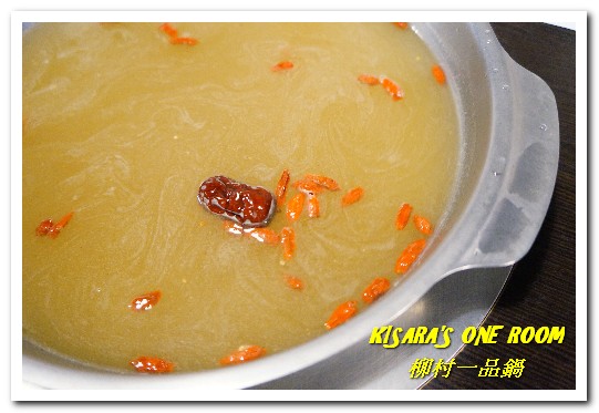 柳村一品鍋：松山鴛鴦鍋．Q彈龍膽石斑與雙倍肉品的邂逅──柳村一品鍋