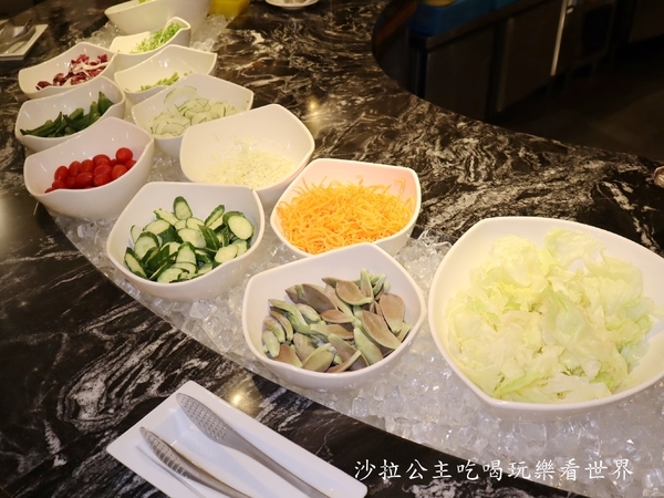 西華飯店B-one自助餐廳：台北吃到飽/德國美食節『西華飯店B-one』Buffet/柏克金鮮釀生啤無限暢飲/異國料理/捷運中山國中站