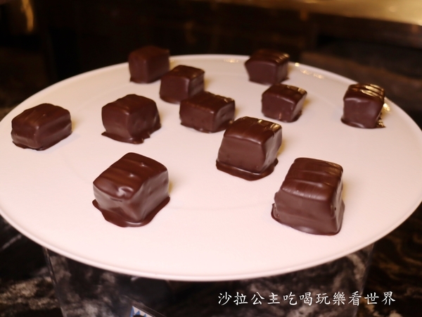 西華飯店B-one自助餐廳：台北吃到飽/德國美食節『西華飯店B-one』Buffet/柏克金鮮釀生啤無限暢飲/異國料理/捷運中山國中站