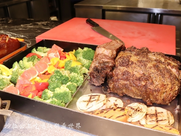 西華飯店B-one自助餐廳：台北吃到飽/德國美食節『西華飯店B-one』Buffet/柏克金鮮釀生啤無限暢飲/異國料理/捷運中山國中站