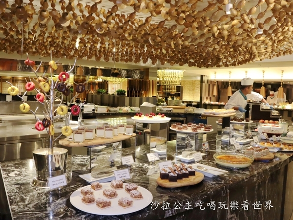 è¥¿è¯é£¯åºB-oneèªå©é¤å»³ï¼å°ååå°é£½/å¾·åç¾é£ç¯ãè¥¿è¯é£¯åºB-oneãBuffet/æåéé®®éçå¤ç¡éæ¢é£²/ç°åæç/æ·éä¸­å±±åä¸­ç«