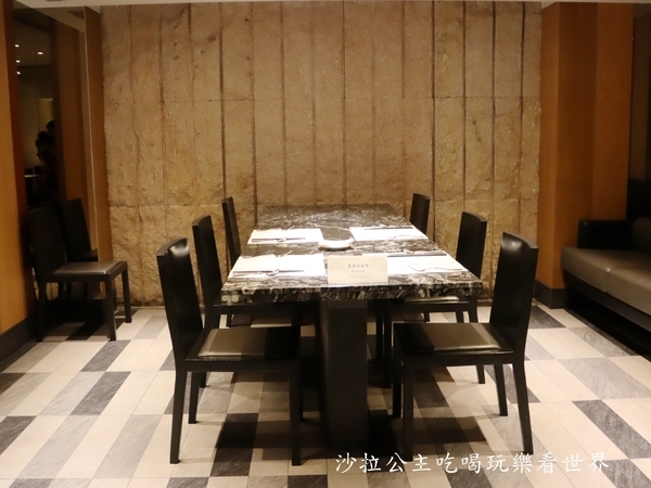 西華飯店B-one自助餐廳：台北吃到飽/德國美食節『西華飯店B-one』Buffet/柏克金鮮釀生啤無限暢飲/異國料理/捷運中山國中站