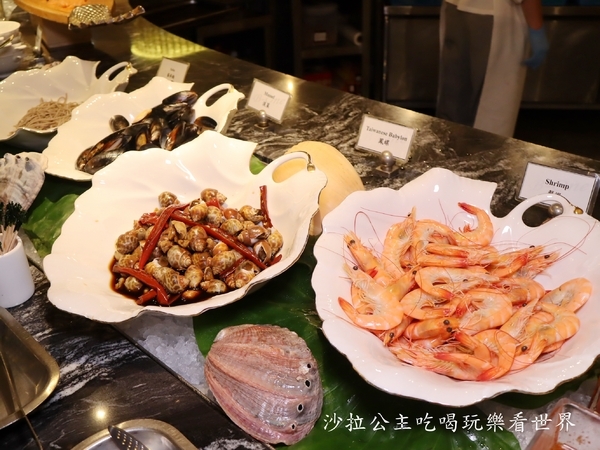 西華飯店B-one自助餐廳：台北吃到飽/德國美食節『西華飯店B-one』Buffet/柏克金鮮釀生啤無限暢飲/異國料理/捷運中山國中站