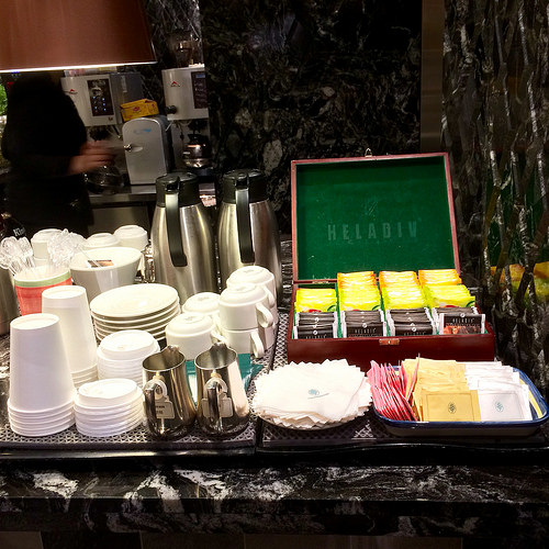 【松山區/中山國中站】BONE-西華飯店自助早餐