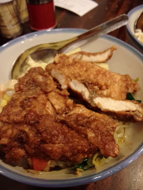 厚道排骨飯♥廟口厚道鶯歌老街美食♥遊記