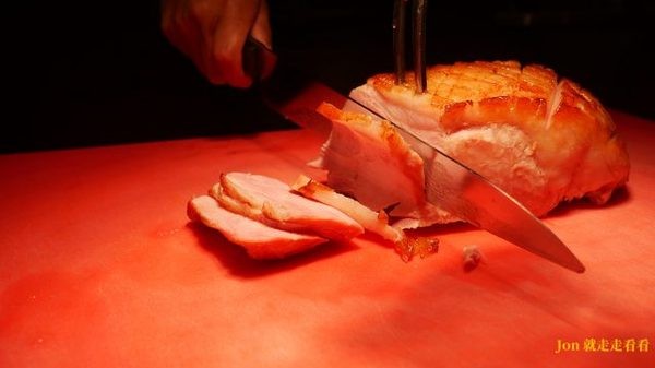 立德國父紀念館 cafe83餐廳:【台北 東區/國父記念館】【立德Café 83餐廳】高CP值,500元吃到飽,現切牛排、火腿、海鮮吃不停(價位)