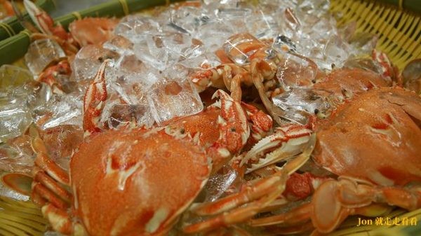 立德國父紀念館 cafe83餐廳:【台北 東區/國父記念館】【立德Café 83餐廳】高CP值,500元吃到飽,現切牛排、火腿、海鮮吃不停(價位)