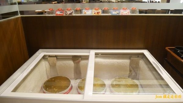 立德國父紀念館 cafe83餐廳:【台北 東區/國父記念館】【立德Café 83餐廳】高CP值,500元吃到飽,現切牛排、火腿、海鮮吃不停(價位)