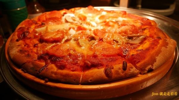 立德國父紀念館 cafe83餐廳:【台北 東區/國父記念館】【立德Café 83餐廳】高CP值,500元吃到飽,現切牛排、火腿、海鮮吃不停(價位)