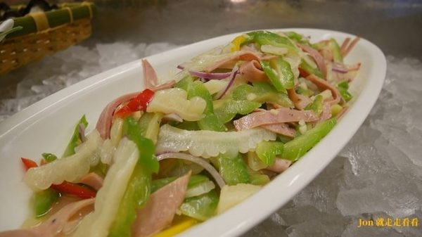 立德國父紀念館 cafe83餐廳:【台北 東區/國父記念館】【立德Café 83餐廳】高CP值,500元吃到飽,現切牛排、火腿、海鮮吃不停(價位)