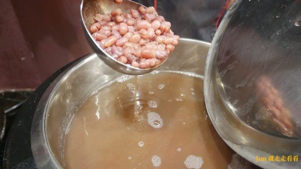 立德國父紀念館 cafe83餐廳:【台北 東區/國父記念館】【立德Café 83餐廳】高CP值,500元吃到飽,現切牛排、火腿、海鮮吃不停(價位)