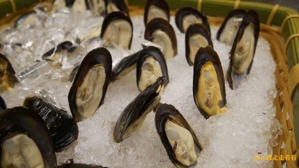 立德國父紀念館 cafe83餐廳:【台北 東區/國父記念館】【立德Café 83餐廳】高CP值,500元吃到飽,現切牛排、火腿、海鮮吃不停(價位)