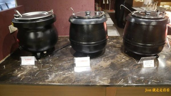 立德國父紀念館 cafe83餐廳:【台北 東區/國父記念館】【立德Café 83餐廳】高CP值,500元吃到飽,現切牛排、火腿、海鮮吃不停(價位)