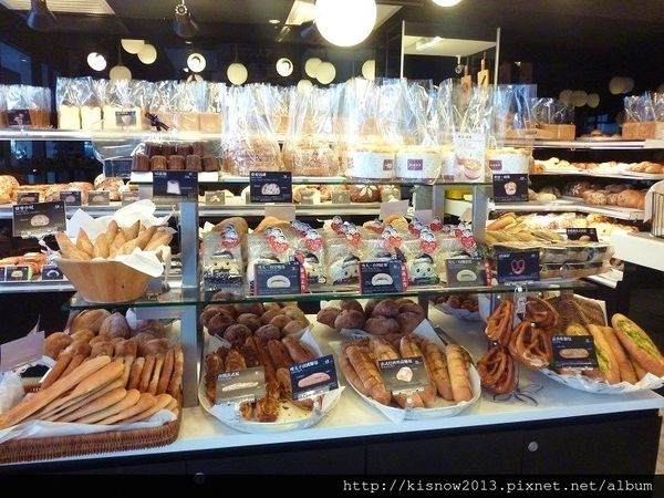 哈肯舖：外層柔軟,內餡細緻--哈肯舖手感烘焙信義店雪人新品試吃体驗心得