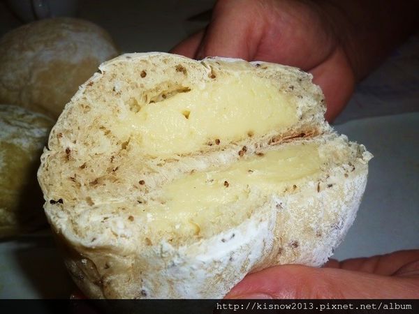 哈肯舖：外層柔軟,內餡細緻--哈肯舖手感烘焙信義店雪人新品試吃体驗心得