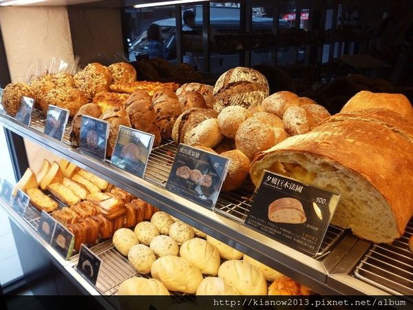 哈肯舖：外層柔軟,內餡細緻--哈肯舖手感烘焙信義店雪人新品試吃体驗心得