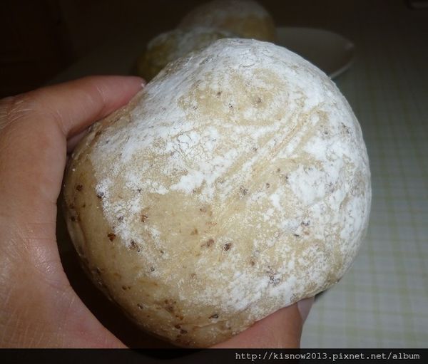 哈肯舖：外層柔軟,內餡細緻--哈肯舖手感烘焙信義店雪人新品試吃体驗心得