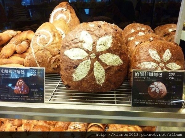 哈肯舖：外層柔軟,內餡細緻--哈肯舖手感烘焙信義店雪人新品試吃体驗心得