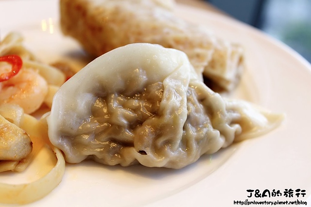 【捷運市政府】饗食天堂 信義店--多種異國料理吃到飽，滿足你多樣化的選擇~