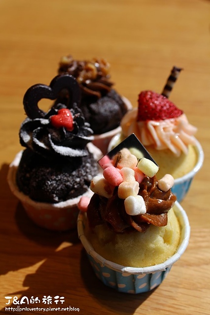 【捷運市政府】饗食天堂 信義店--多種異國料理吃到飽，滿足你多樣化的選擇~