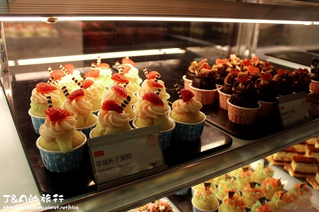 【捷運市政府】饗食天堂 信義店--多種異國料理吃到飽，滿足你多樣化的選擇~