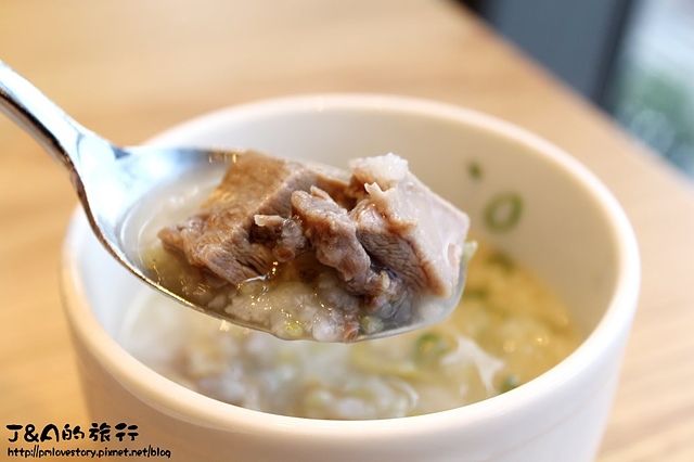 【捷運市政府】饗食天堂 信義店--多種異國料理吃到飽，滿足你多樣化的選擇~