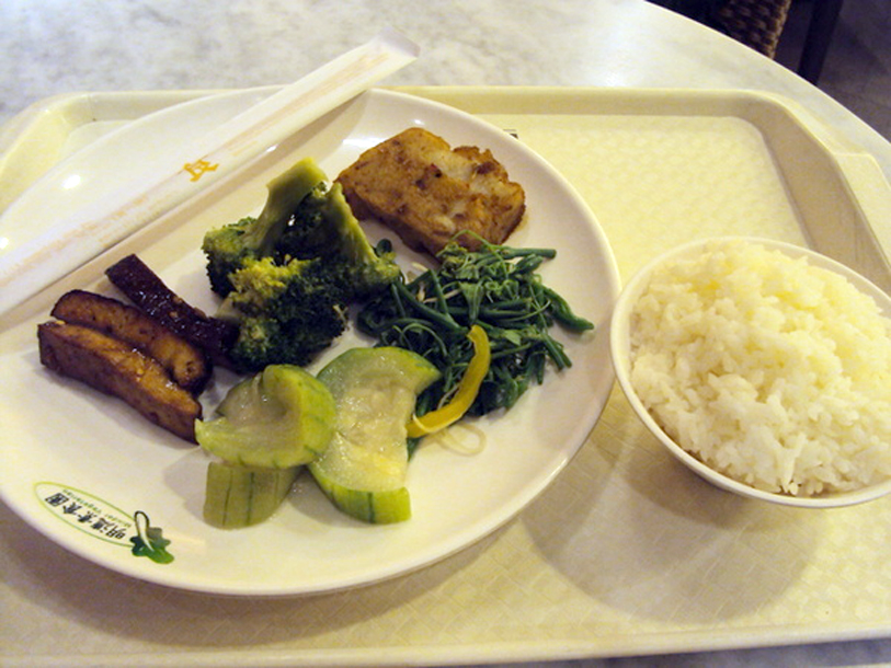 好吃又用料實在的明德素食