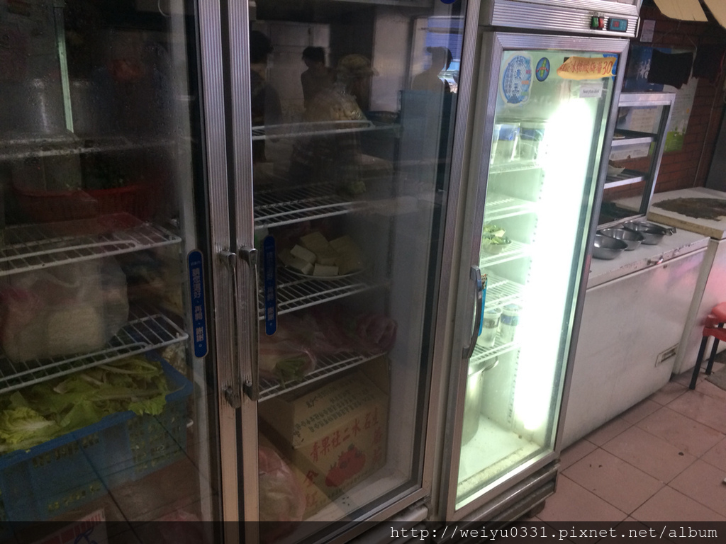 師大夜市神秘美食、台電大樓人氣料理－吃了不糊塗的《糊塗麵》！