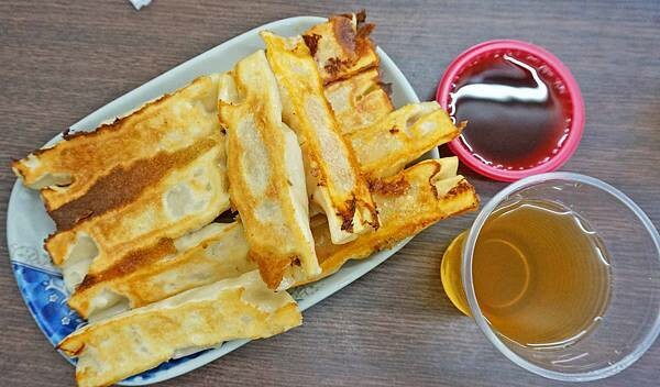 【台北美食】信維市場米粉湯｜大安捷運站附近最受歡迎的米粉湯