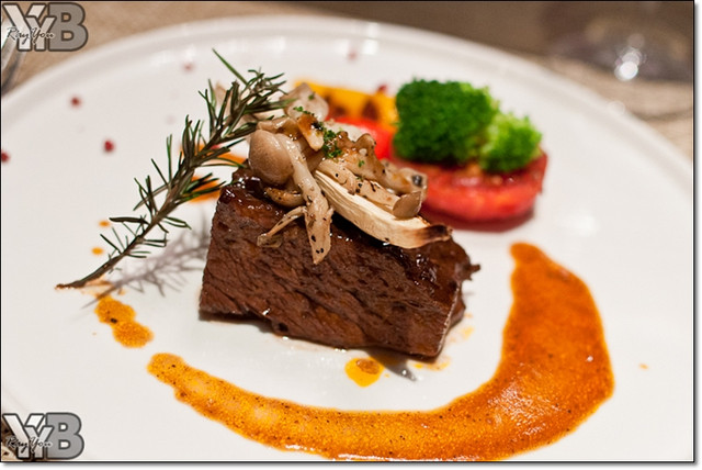 [廣宣] FIJI Water 天然深層礦物水‧夏日美膚小餐會＠MONDO Ristonrante