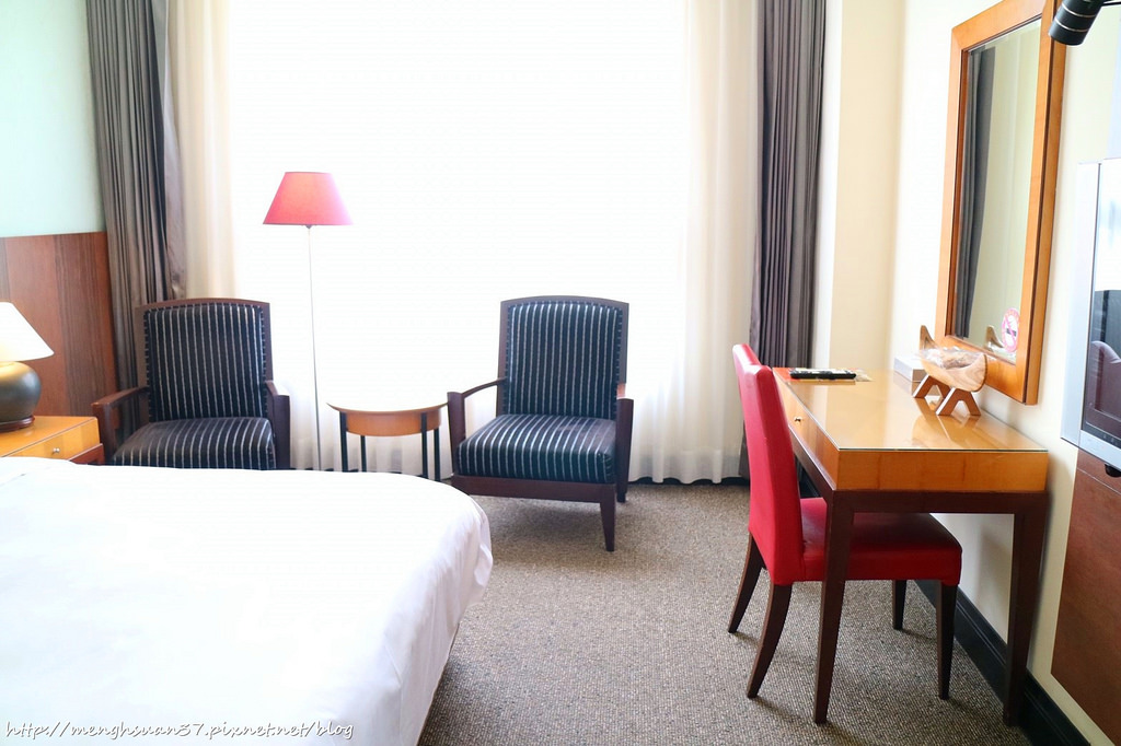 20180425_180425_0047