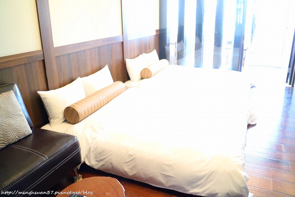 20180425_180425_0061