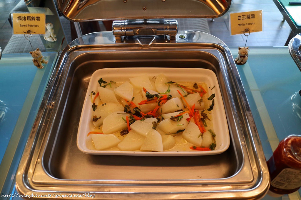 20180425_180425_0163