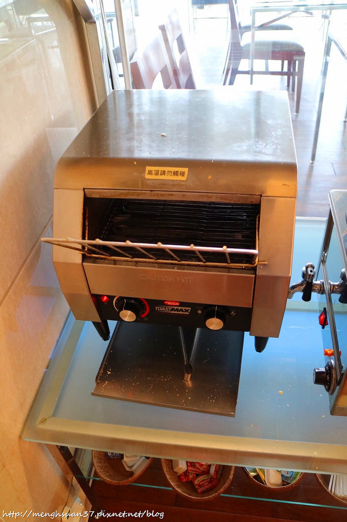 20180425_180425_0153