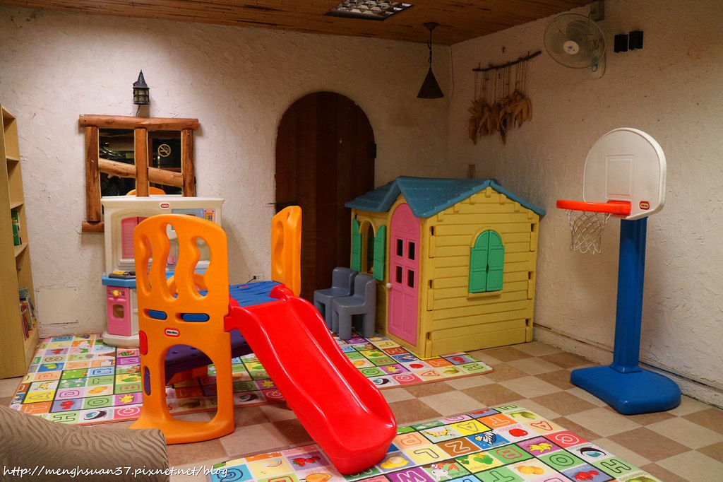 20180425_180425_0065