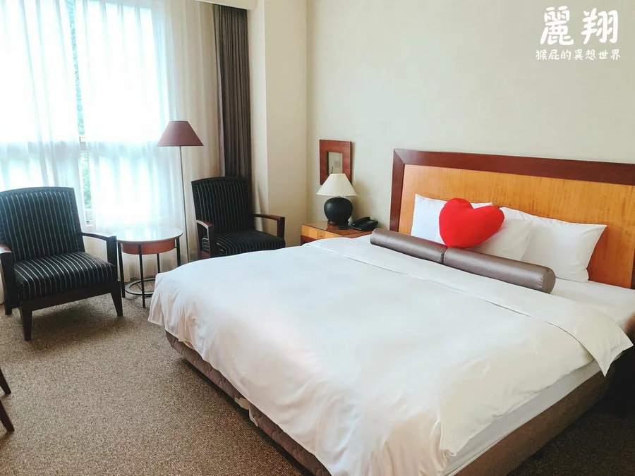 麗翔酒店礁溪館！麗翔酒店設施有泳池、撞球、桌球還有兒童遊戲室！有停車場！ @猴屁的異想世界