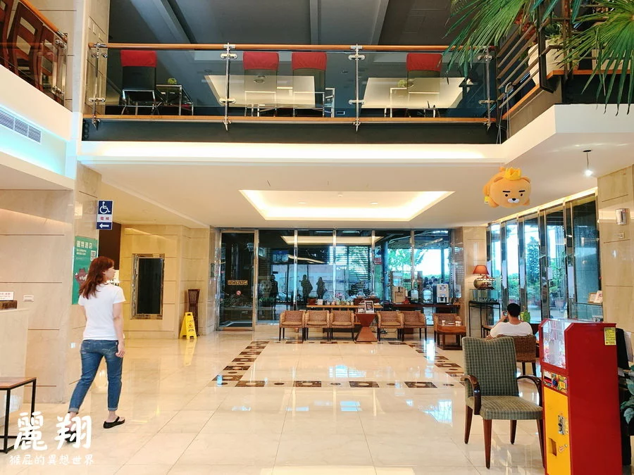 麗翔酒店礁溪館！麗翔酒店設施有泳池、撞球、桌球還有兒童遊戲室！有停車場！ @猴屁的異想世界