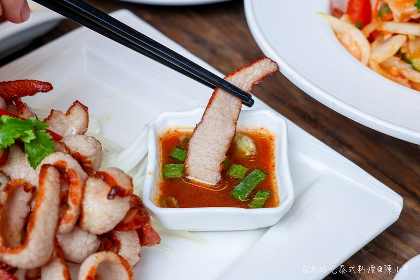 台北市大安區【臨江街夜市美食】銀泰小館，台北泰式料理餐廳推薦