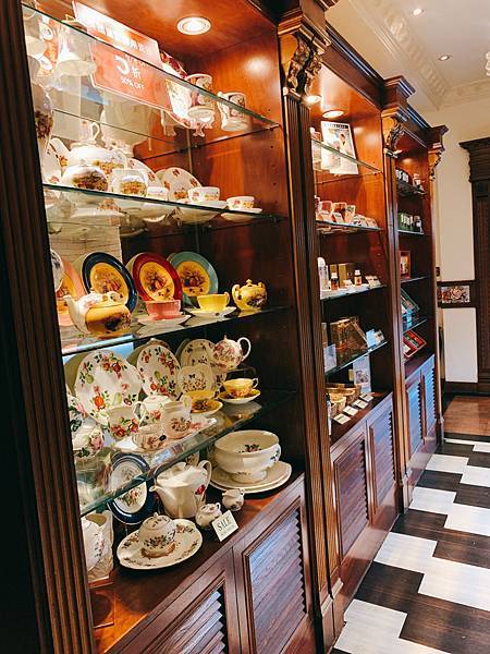 【古典玫瑰園-東門】彷彿藝術館用餐~捷運東門站/英式下午茶/永康商圈咖啡/wifi