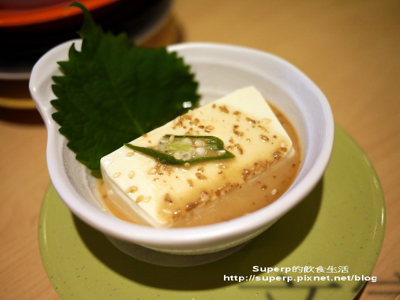 [餐廳食記]台北SOGO復興館樓下的中與志迴轉壽司