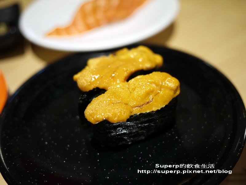 [餐廳食記]台北SOGO復興館樓下的中與志迴轉壽司