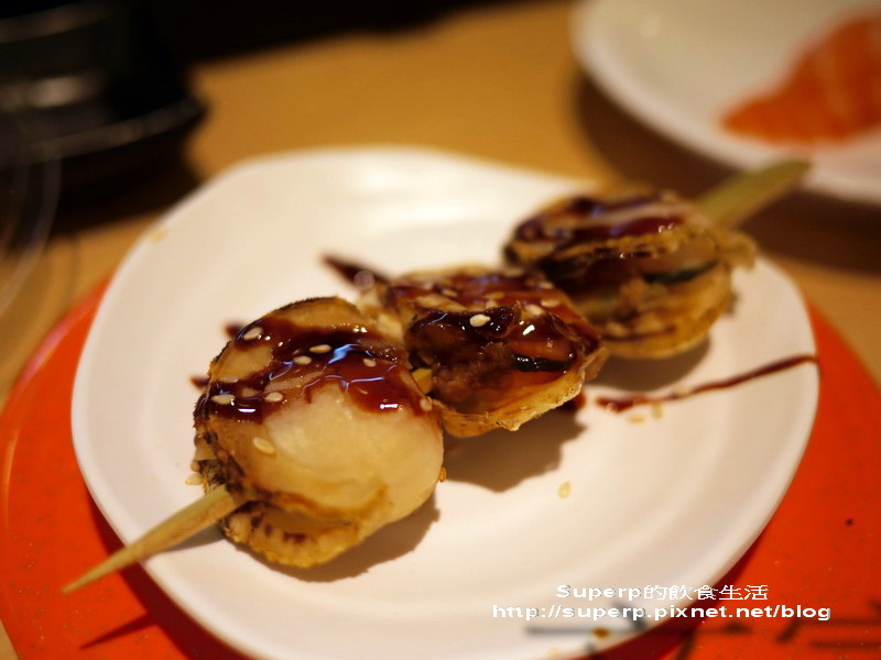 [餐廳食記]台北SOGO復興館樓下的中與志迴轉壽司