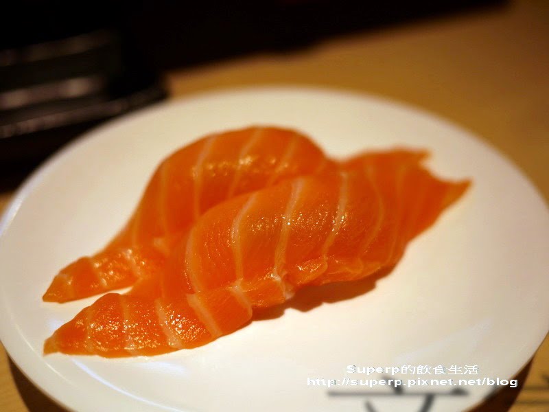 [餐廳食記]台北SOGO復興館樓下的中與志迴轉壽司