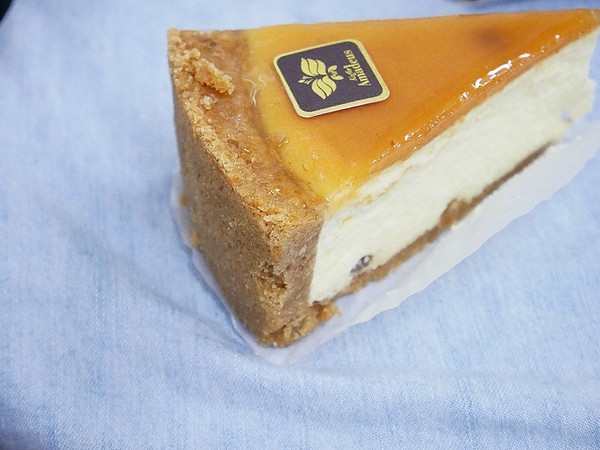 阿瑪迪斯甜點專賣店：Kaffee Amadeus阿瑪迪斯甜點專賣店-台北百貨甜點  外型精緻、用料講究  經過很難不被吸引  現在還有新品-