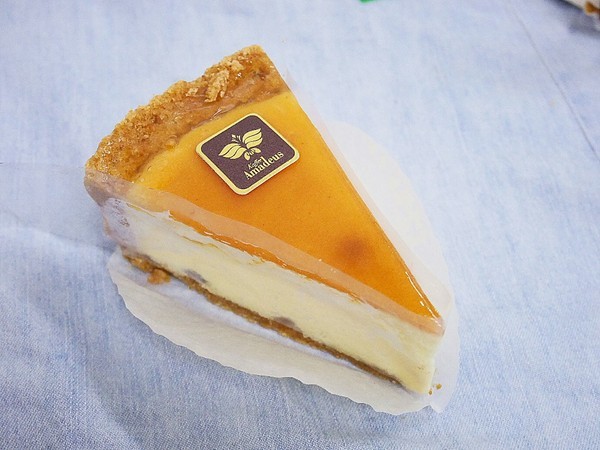 阿瑪迪斯甜點專賣店：Kaffee Amadeus阿瑪迪斯甜點專賣店-台北百貨甜點  外型精緻、用料講究  經過很難不被吸引  現在還有新品-